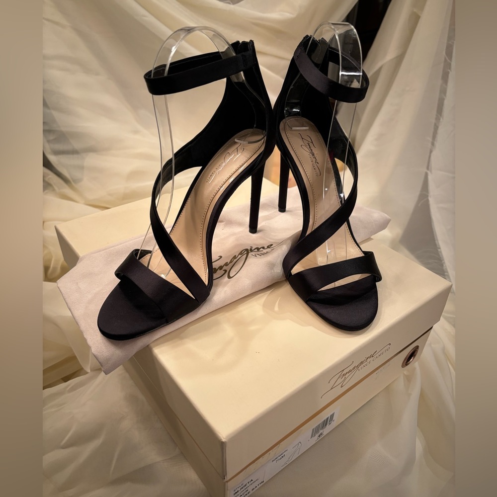 Vince Camuto NIB Black Deluxe Satin heels